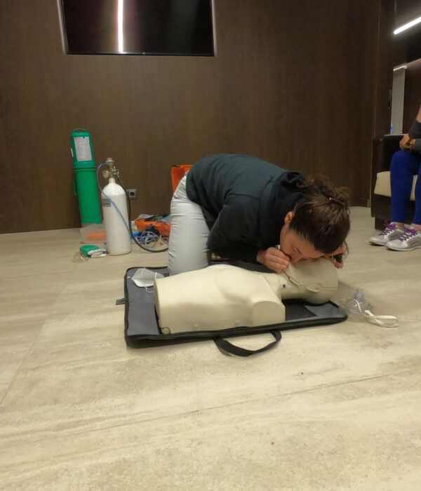Curso Soporte Vital Básico y O2 - Club de Apnea la Caretta | Medes Freedivers